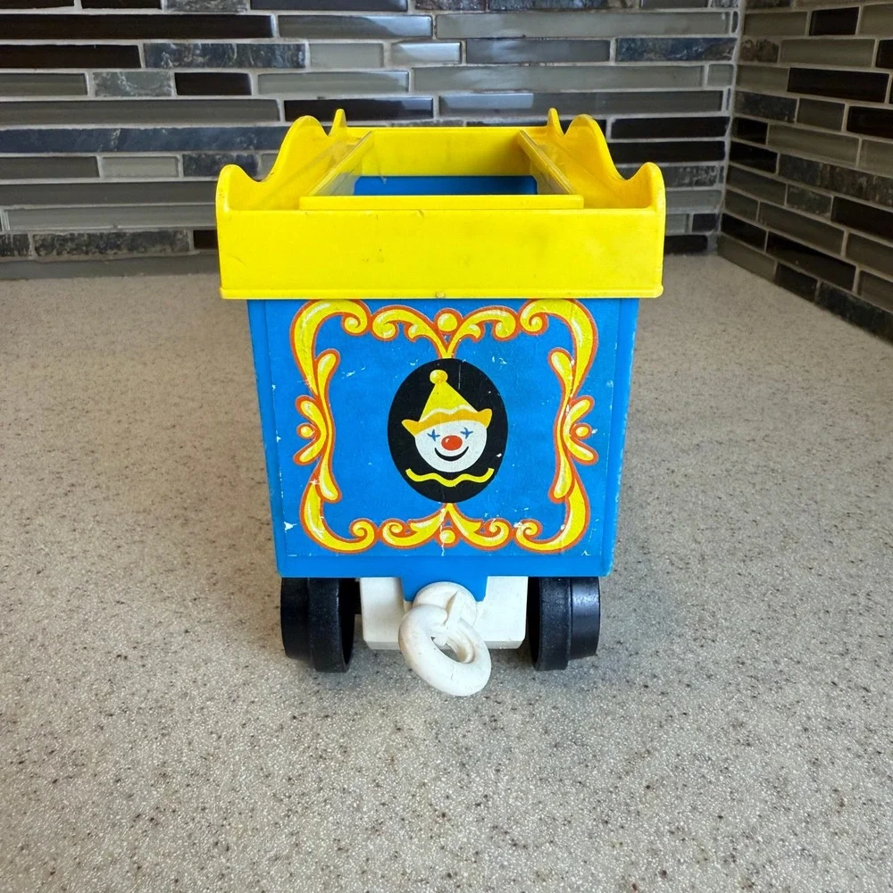 Vintage Fisher Price Circus Train 991 Engine Cage‎ Car Caboose 3 Piece Set